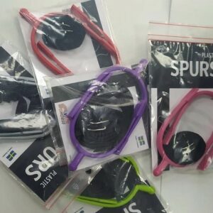 Speroni Inglesi per Bambino in Plastica a Goccia con Laccetti