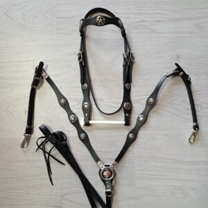 Completo Western Pioneer con Testiera, Redini e Pettorale in Cuoio con Borchie Nero