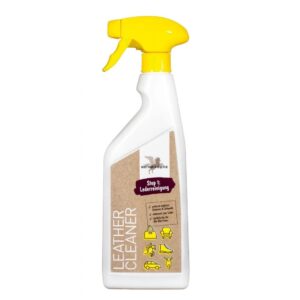 Sapone Spray B&E Leather Cleaner Step 1